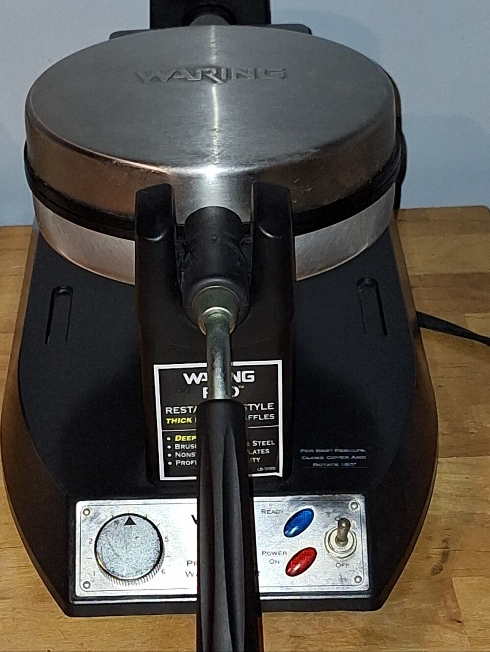 WARING | Professional Waffle Maker